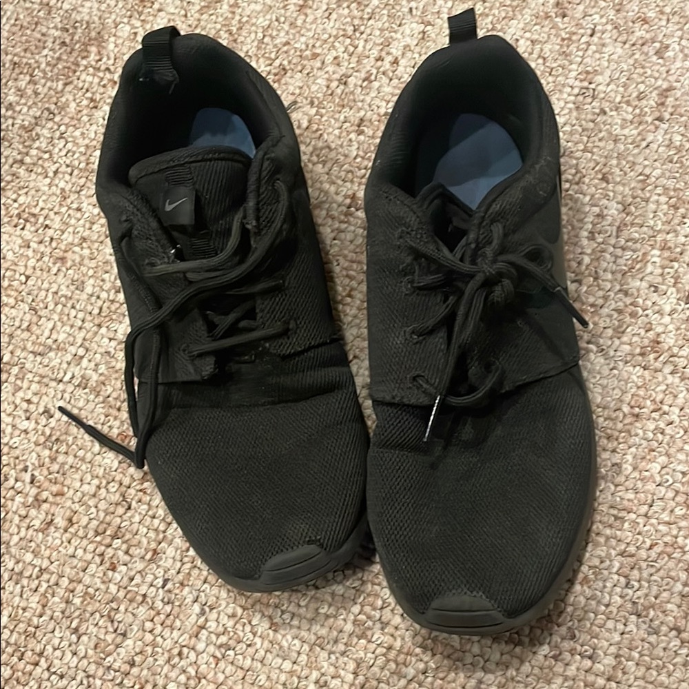 Nike Black Athletic Sneakers